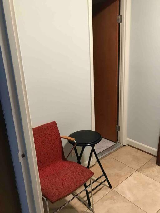 Апартаменты Walk2Metro'S,Dcgem,Private,Wifi, Freeparking Арлингтон Экстерьер фото